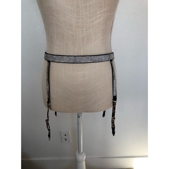 Victoria's Secret Shine on Garter Belt with Leopard Print and Rhinestone - M/L - Picture 2 of 6